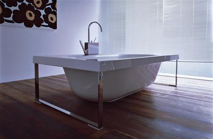 KAOS 1 bath tub
