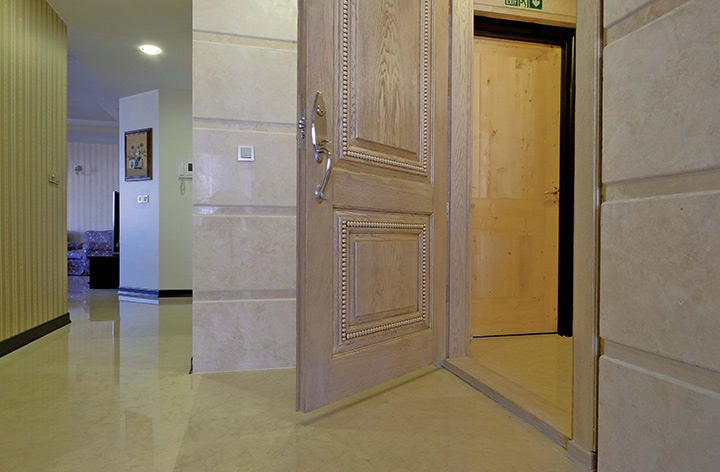 alten wooden door