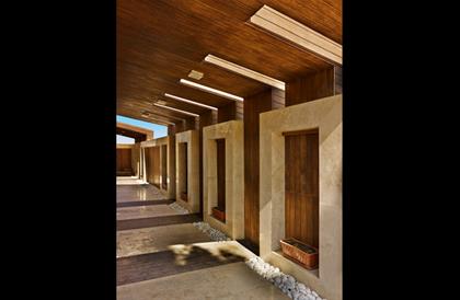 سقف چوبی ساختمان فرهنگ