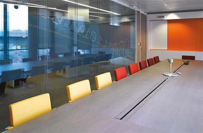 دفتر مایکروسافت در فرانسه کلسترا