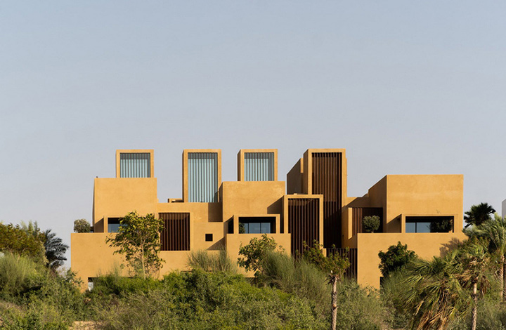 بازآفرینی معماری سنتی کویری با الهام از عناصر طراحی هندی